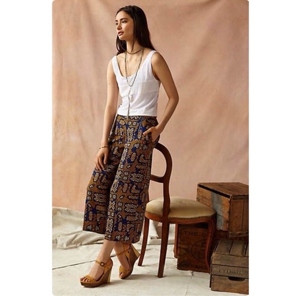 Anthropologie Pants - Anthro Cartonnier Sampa Cropped Flare Pant
